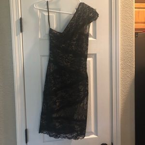 Off the shoulder fitted lace dress